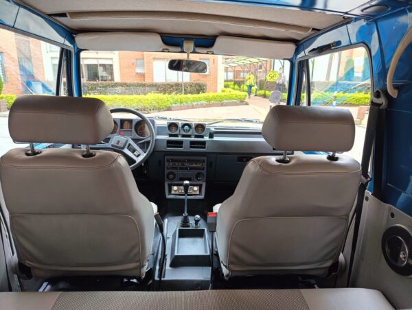 MITSUBISHI MONTERO MECÁNICO 4X4 - Imagen 13