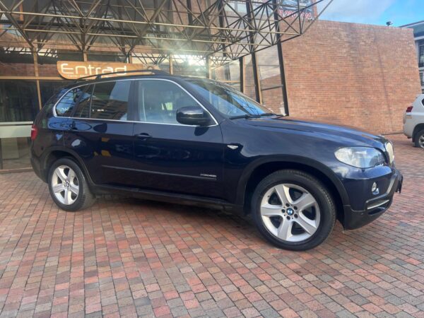 BMW X5 XDRIVE 4.8 i - Imagen 8