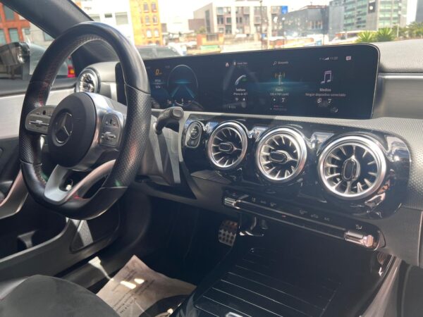 MERCEDES BENZ A180 - Imagen 22